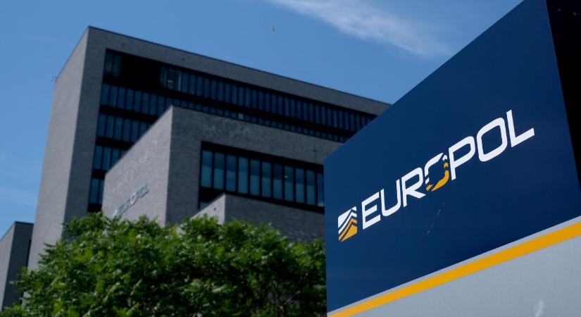 Több mint 14 ezer iráni propagandatartalmat azonosítottak az EU-ban