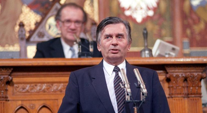 Kérdések az Antall-kormány idejéről: töltse ki kvízünket!