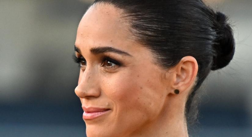 Károly hihetetlen gesztust intézett Meghan felé: a válasz hallatán a király ledöbbent