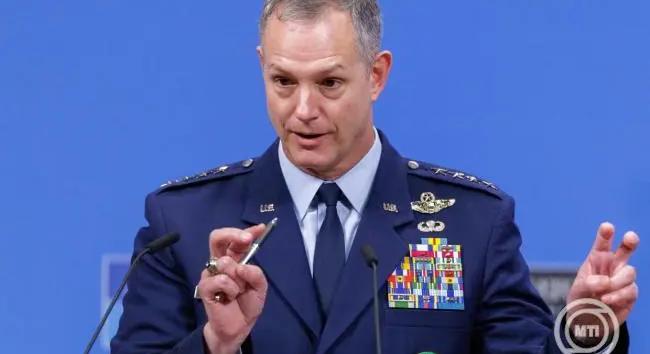 A NATO-nak nincs terve a Hormuzi-szorosra vonatkozóan, de fontolgatja