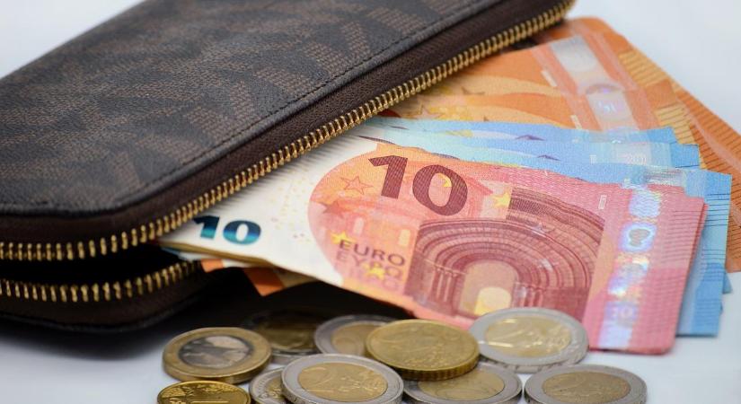 GKI: Az új kormány előtt álló kihívások – a hazai bérszínvonal és minimálbér az európai uniós rangsor végén kullog