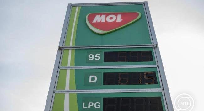 Volt szerb miniszter: ha nem sikerül megállapodni a Mollal, Szerbia is ajánlatot tehet a NIS-re