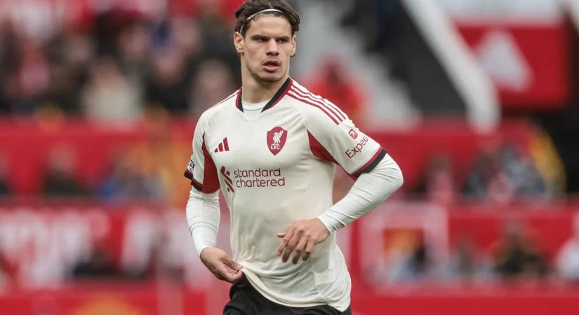 Ha ő érkezik a Liverpool-kispadra, szupersztár lesz Kerkez Milosból
