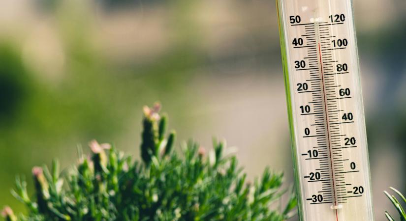27 fok jöhet? Így alakul a következő napok időjárása