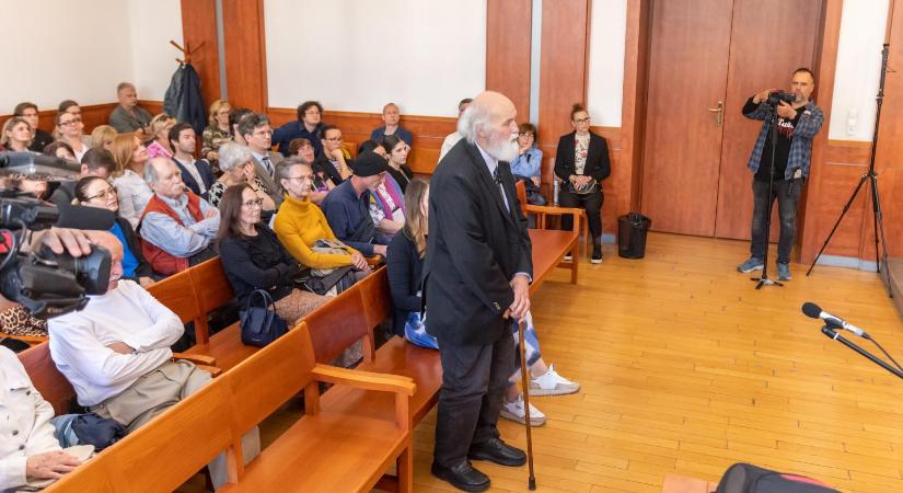 A politikai kereszténység hálójában