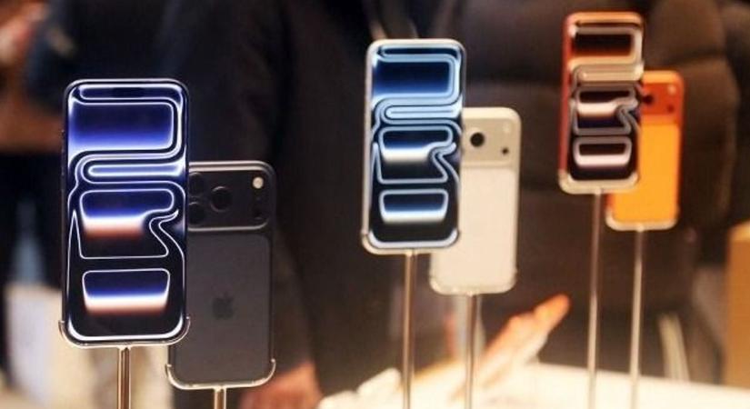Az Apple megint falba ütközött: hiába az ígéret, kétséges az új csúcstelefon idei érkezése – nem tudják megugrani a Samsung szintjét