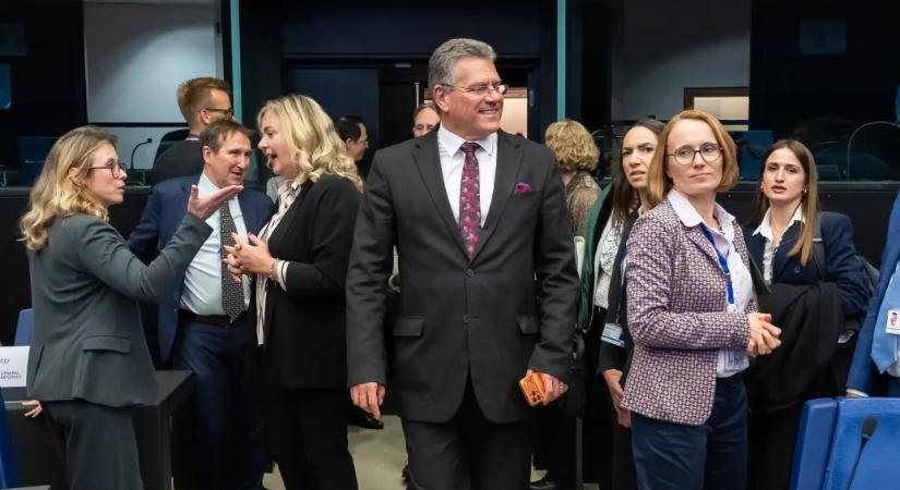 Megegyeztek az EU-ban, hogy csak feltételekkel hajtják végre az USA-val kötött vámalkut