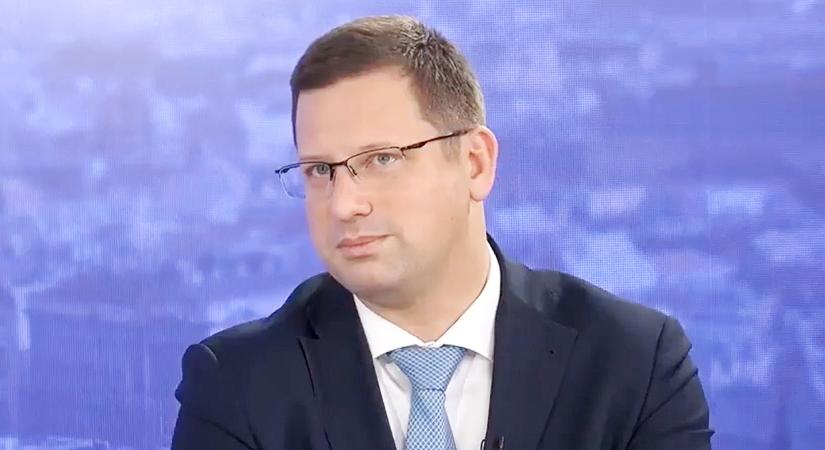 "A vádak valótlanok" Gulyás Gergely keményen üzent vissza Magyar Péteréknek