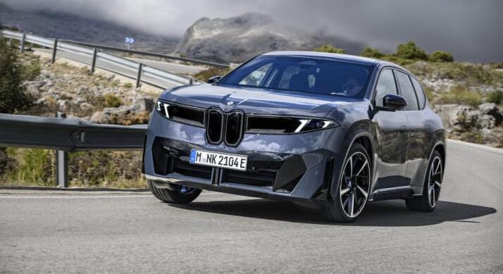 Már 50 ezer megrendelésnél jár a Debrecenben készülő BMW iX3 – Két műszakra kapcsol a gyár