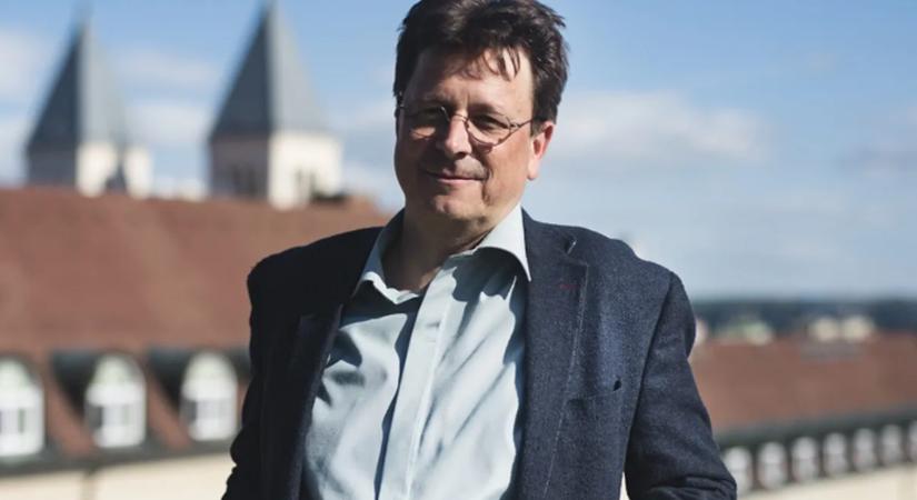 Ellenpont: A leendő a egyházügyi államtitkár szerint inkább a pride, mint az úrnapi körmenet