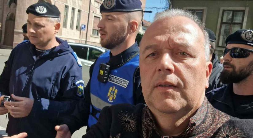 Megszólalt a szélsőjobbos ügyvéd, akit Magyar Péter K. Endrével hozott összefüggésbe
