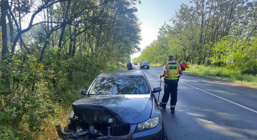 Durva karambol Nyíregyházánál! Egy gyereket a mentők vittek kórházba! (fotók)