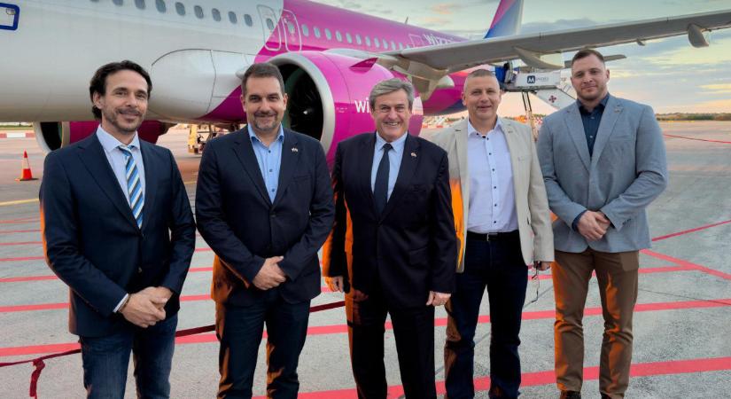 Egy madár miatt késett három magyar miniszter