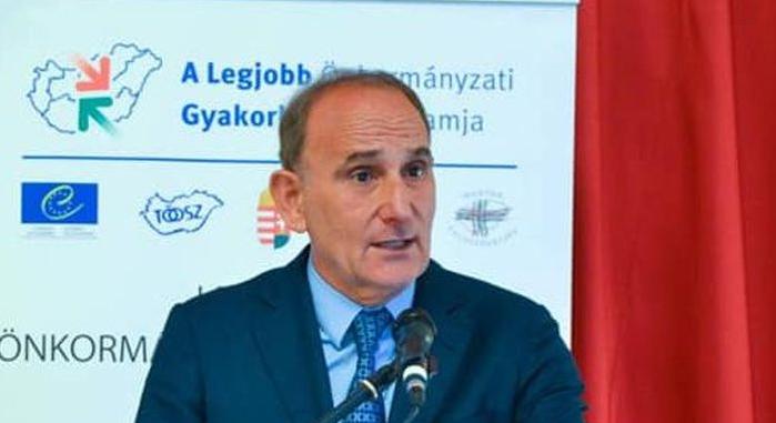 Új önkormányzati rendszert igen, előrehozott választásokat nem akarnak a polgármesterek