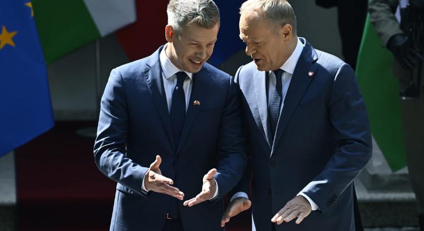 Varsóban tart sajtótájékoztatót Magyar Péter és Donald Tusk - élő