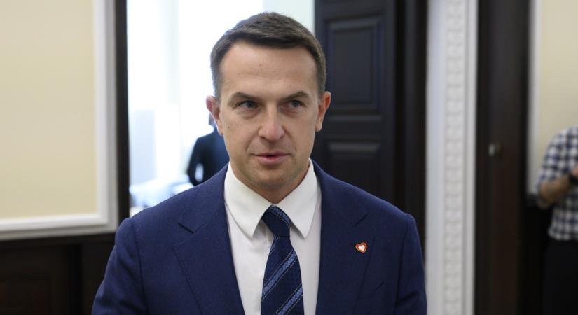 Diplomáciai baki: Orbán Viktor érkezését jelentette be Magyar Péter helyett a lengyel kormányszóvivő