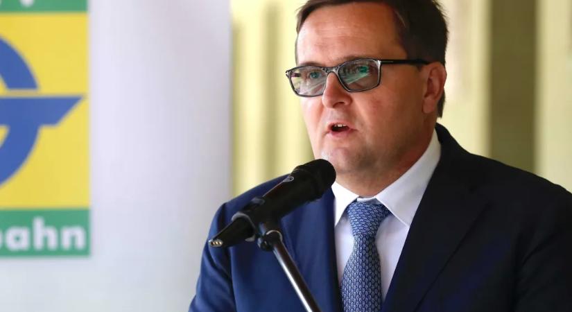 A Kúria előtt folytatódhat Homlok Zsolt, Mészáros Lőrinc és a GVH háborúja