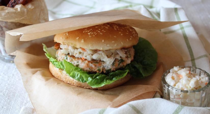 Lazacos házi hamburgert készíthetünk, ráadásul nagyon egyszerűen - recept