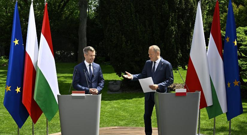 Magyar Péter budapesti V4-csúcsra hívta Donald Tuskot és Szlovákia, illetve Csehország miniszterelnökét