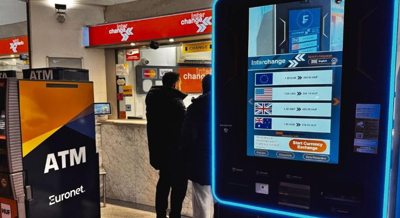 Már megint meglepte a piacot a forint, de a pesti parketten borongós a hangulat