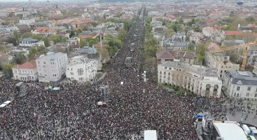 Puzsérék kirakták a Rendszerbontó Nagykoncert költségvetését