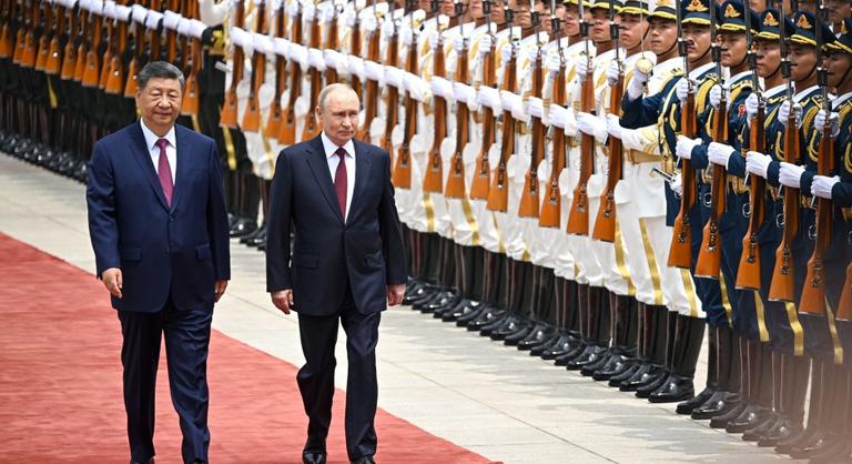 Éles kritikát fogalmazott meg Vlagyimir Putyin és Hszi Csin-ping Donald Trumppal szemben