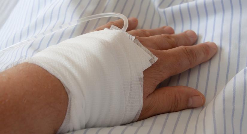 Bekerült Európába a halálos vírus, ezt lehet tudni most az ebolás betegről