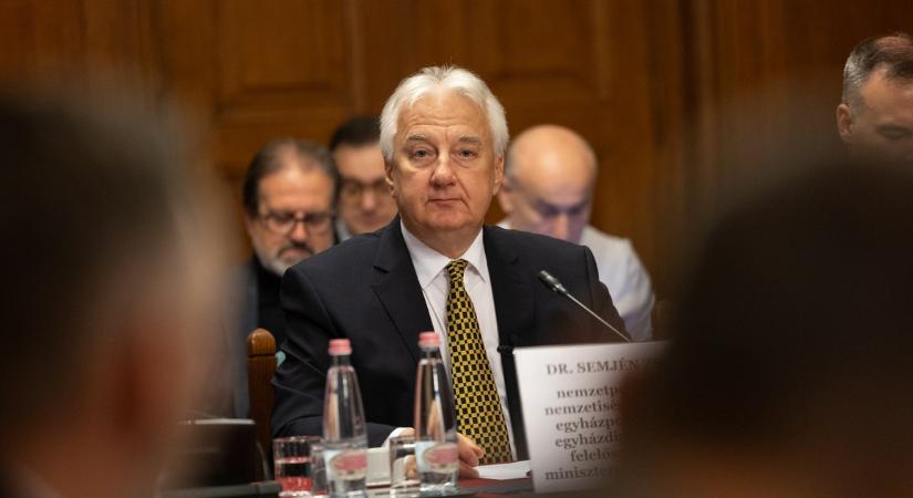 Kiderült a név: ő váltja Semjén Zsoltot az elnöki székben