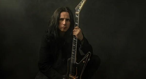 Gus G az utolsó igazi gitárhősök egyike?