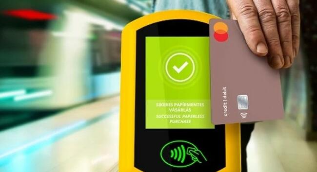 Több mint százezer jegyet vásároltak egy hónap alatt Pay&GO-val a metrókon