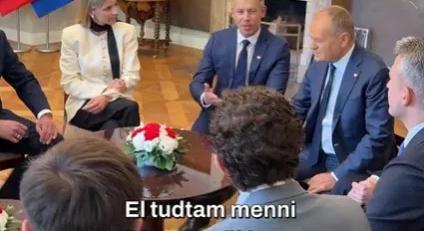 „Leírtátok? 700 település, nem öt nagyváros” – Tusk fellelkesült Magyar országjárását hallva