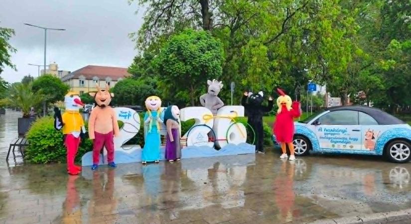 Tour de Hongrie: útra keltek az Ördögszántotta-hegy legendájának hősei (FOTÓKVIDEÓ)