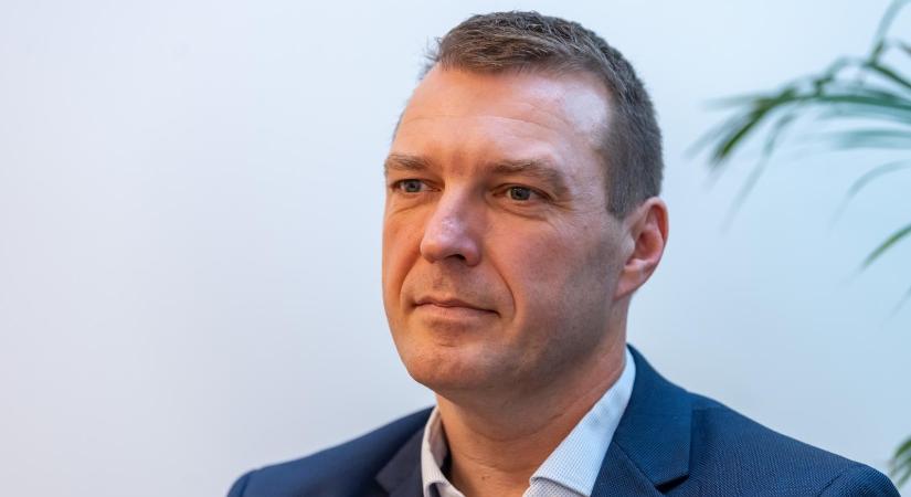 Visszalép a Demokratikus Koalíció alelnöki jelöltségétől Barkóczi Balázs