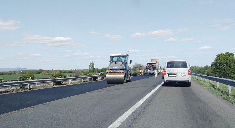 Így ütemezik az M3-as autópálya felújításait – mutatjuk, mikor és hol lehet torlódás