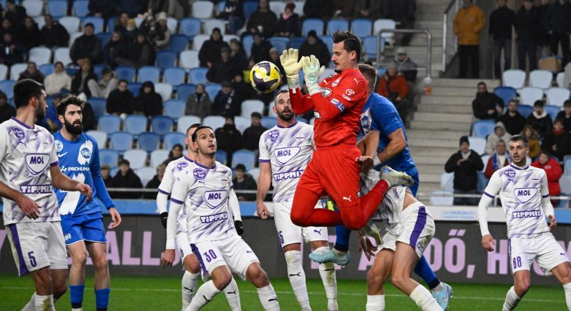 Szerződést hosszabbított az Újpest rutinos kapusa