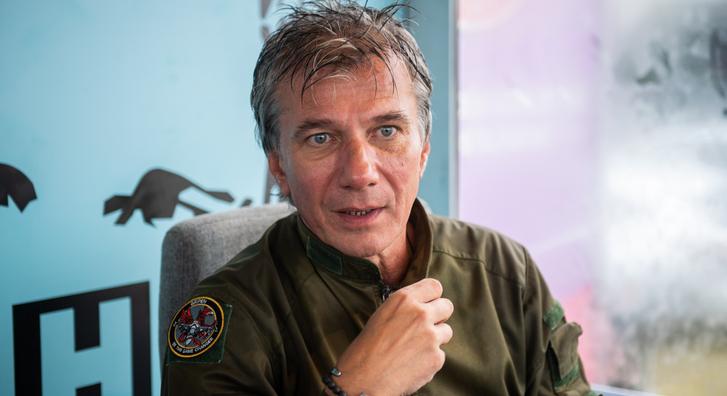 Bochkor Gábor: „Ha a számlámról csak úgy eltűnne százezer forint, nem venném észre”