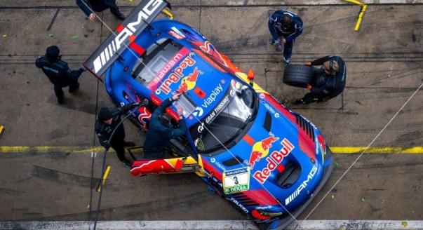 A Mercedes lehűtötte a Verstappen-pletykákat