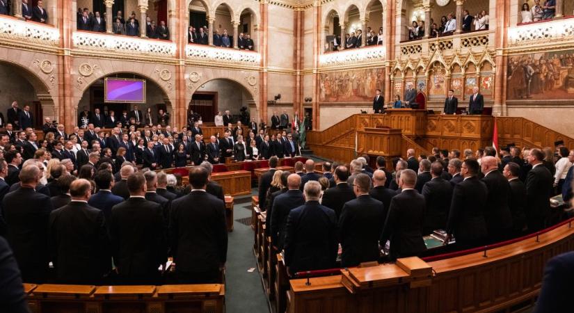 Kegyelmi botránytól a gyermekvédelem rendszerszintű válságáig – öt parlamenti vizsgálóbizottság felállítását kezdeményezte a Tisza