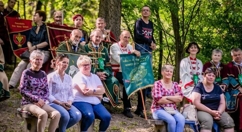 Bor, hagyomány és ünnep: gazdag programokkal vár az idei Orbán-nap