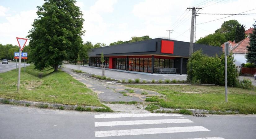 Új diszkontáruház épülhet Kaposváron az óvoda mellé - nagy a tiltakozás