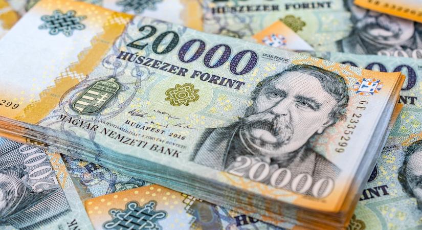 Európa csak nézi: elszálltak a magyar bérek