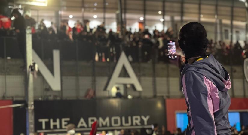 Ekkora örömmámorban úszott London az Arsenal bajnoki címe miatt – videóval