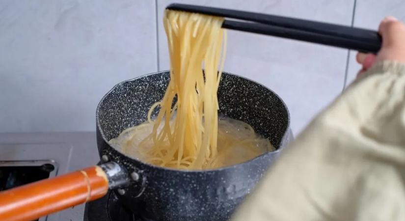 Tuti tipp: így akadályozható meg, hogy a tészta összeragadjon főzés során
