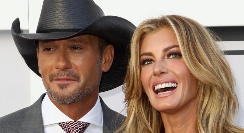 Mindenki azt hitte, hogy ez a színkombináció már idejétmúlt – Faith Hill hálószobája mégis gyönyörű