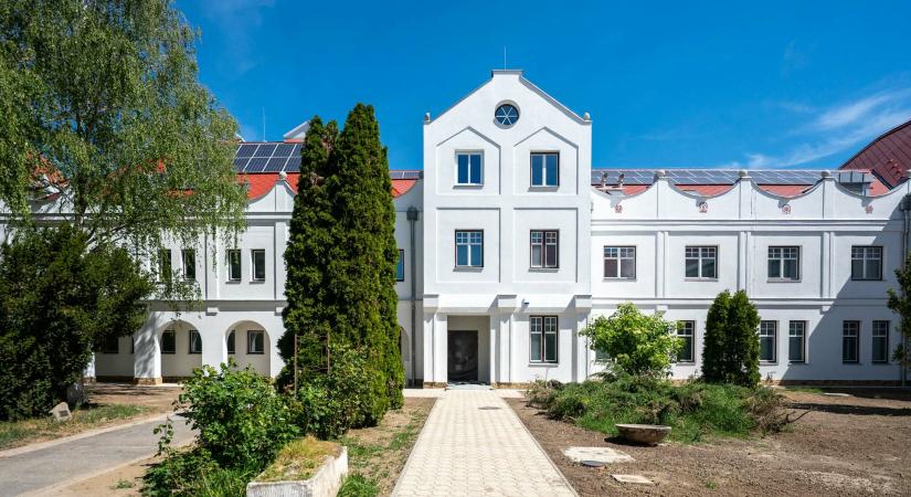 Megújult oktatási terek szolgálják a jövő szőlész-borászait Tokaj-Hegyalján