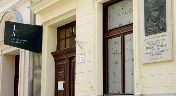 Ők kapták 2026-ban a ferencvárosi József Attila Irodalmi Támogatást
