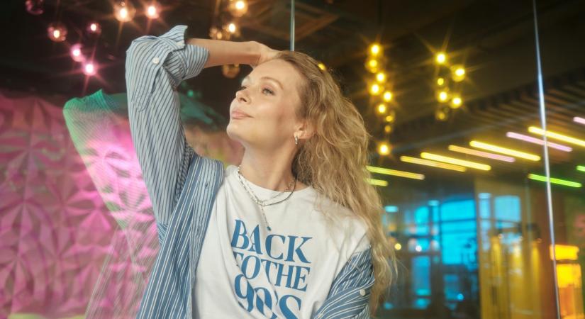 A ’90-es évek nosztalgiája modern csavarral: 51 kihagyhatatlan nyári trend