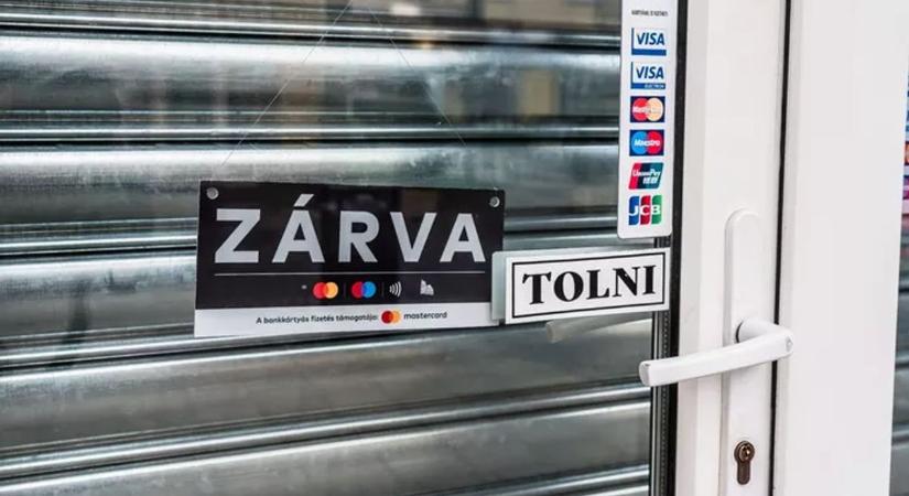 Kétnapos leállás jön pünkösdkor: mutatjuk, mi marad nyitva