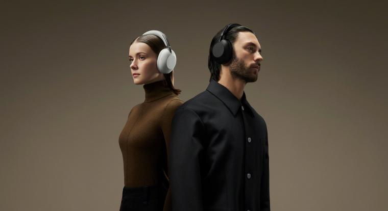 A Sony luxusfejhallgatóval ünnepli az 1000X sorozat születésnapját