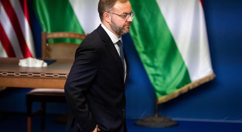 Orbán Balázs az Alaptörvény-módosításról: Úgy félnek Orbán Viktortól, mint ördög a tömjénfüsttől